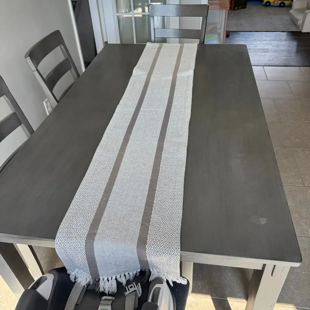 Table runner
